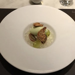 Lien - デセール①（2種のブドウとマスカルポーネのムース）