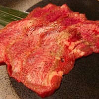 近江うし 焼肉 にくTATSU 青山本店 - 