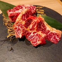 近江うし 焼肉 にくTATSU 青山本店 - 