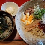 実咲庵 - ラー油御飯 + ジャージャー麺