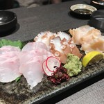 魚屋ひでぞう - クエ、真タコ、真つぶ貝