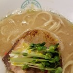 麺屋 六感堂 - ぶり豚骨