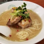 麺屋 六感堂 - ぶり豚骨