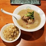 麺屋 六感堂 - ぶり照りの炊き込み飯＋ぶり豚骨