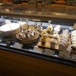 「15℃」では各種ケーキ！