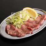 Oosaka Yakiniku Horumon Futago - ねぎ塩タン・大阪焼肉・ホルモン・ふたご呉服町店・希少部位・はみ出るカルビ・焼肉・居酒屋・飲み放題・ゴールデントング・ふたご盛り・テールスープ・ポテバニ・幻のハラミ・ミノ・ヤゲン軟骨・タン・ざぶとん・黒毛和牛・ロース・うに・特上カルビ・冷麺・ラーメン・オリジナル・元祖最強サワー・マッコリ・静岡駅近