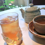 中国料理 アプランドル - ジャスミンティのアイスとホット