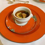 ホテル川久 - フォアグラと野菜のコンソメスープ、和風出汁