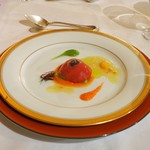 ホテル川久 - ズワイガニとアボカドを詰めたトマトのファルス