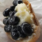 たま木亭 - 練乳クリームと黒豆ギッチリ