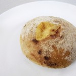 カミバン - 【2018.11】クリームぱん(240円)