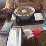 山喜 - 遠いですが…藻塩チャーシュー麺 大盛