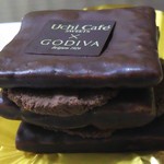 ローソン 開成五丁目店 - GODIVAミルフィーユ