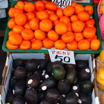 たなか - 店頭のフルーツ