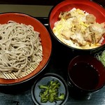 名代富士そば - 炭火親子丼セット 710円