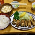 とんかつ 万平 - カキバター定食 2000円