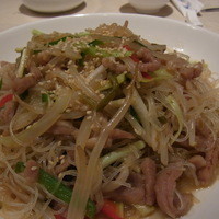老香港酒家京都 - 雪菜と豚肉入りビーフン