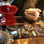 グリムコーヒーロースター - 抽出中