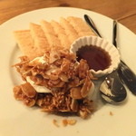 マチルダ - マスカルポーネとナッツのキャラメリゼ