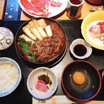 しゃぶしゃぶ・日本料理 木曽路 - 牛ロース肉すき焼き御膳2160円