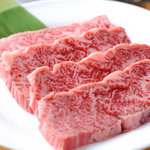 牛のひげ - ハラミ　一見してわかるその鮮度。吟味された肉質だけに、コクのある旨みはさすが。