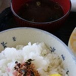 Mokukindou - ごはん盛り少ない。味噌汁、美味！