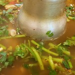 バーン・タム - 