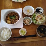 ハートレイ - ごはんランチ(肉豆腐)