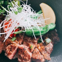 37 Steakhouse & Bar - 