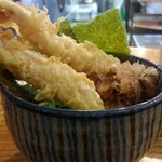 讃州手打ちうどん 我龍 - そそり立つ海老天