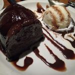 J.Alexander's Resturant - チョコケーキとアイス