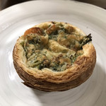 キキダウンステアーズベーカリー - キッシュ(えびとブロッコリー)