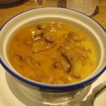 赤白 - フォアグラの茶碗蒸し 色々な木の子の入った和風あん掛け