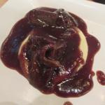 牛ホホ肉の赤ワイン煮込み