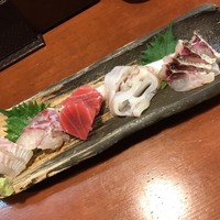 魚めし 竹亭 - お刺身盛り合わせ