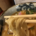 麺房 昭和呈 - 飛魚ピリ辛麺
