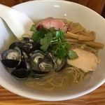 中華そば よしかわ - しじみ煮干そば