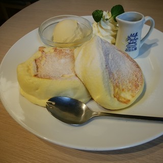 パンケーキ&スイーツ ブラザーズカフェ_0