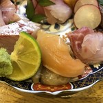 旬ものと日本酒 とみ笑 - 刺盛