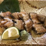 旬ものと日本酒 とみ笑 - 一色産鰻の白焼