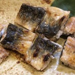 旬ものと日本酒 とみ笑 - 一色産鰻の白焼