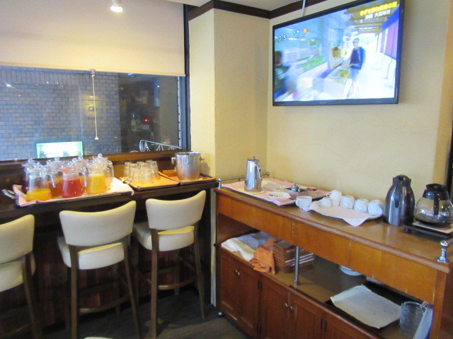 CAFE&amp;LOUNGE OASI photo 5