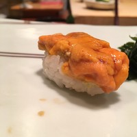 銀座 久兵衛 京王プラザホテル店 - 雲丹 握り
