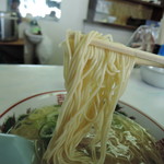 一九ラーメン - 張りのあるボディで、シコシコしなやかな歯応え 素直で滑らかな食感
