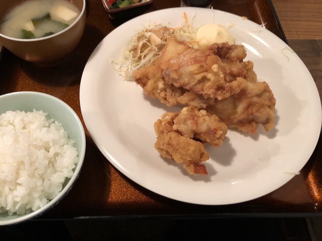 ボリューム満点の唐揚げ定食 By マッさん だいだい 谷町四丁目 水炊き 食べログ ボリューム満点の唐揚げ定食 By マッさん だいだい 谷町四丁目 水炊き 食べログ