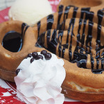 グレートアメリカン・ワッフルカンパニー - チョコレートソースのワッフル