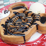 グレートアメリカン・ワッフルカンパニー - チョコレートソースのワッフル