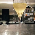 イル アオヤマ - グラスシャンパーニュ