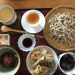 初花 - 昼膳1,300円（税別）