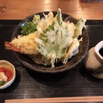 手打ち蕎麦 楽庵 - 特大！！海老天ぶっかけそば